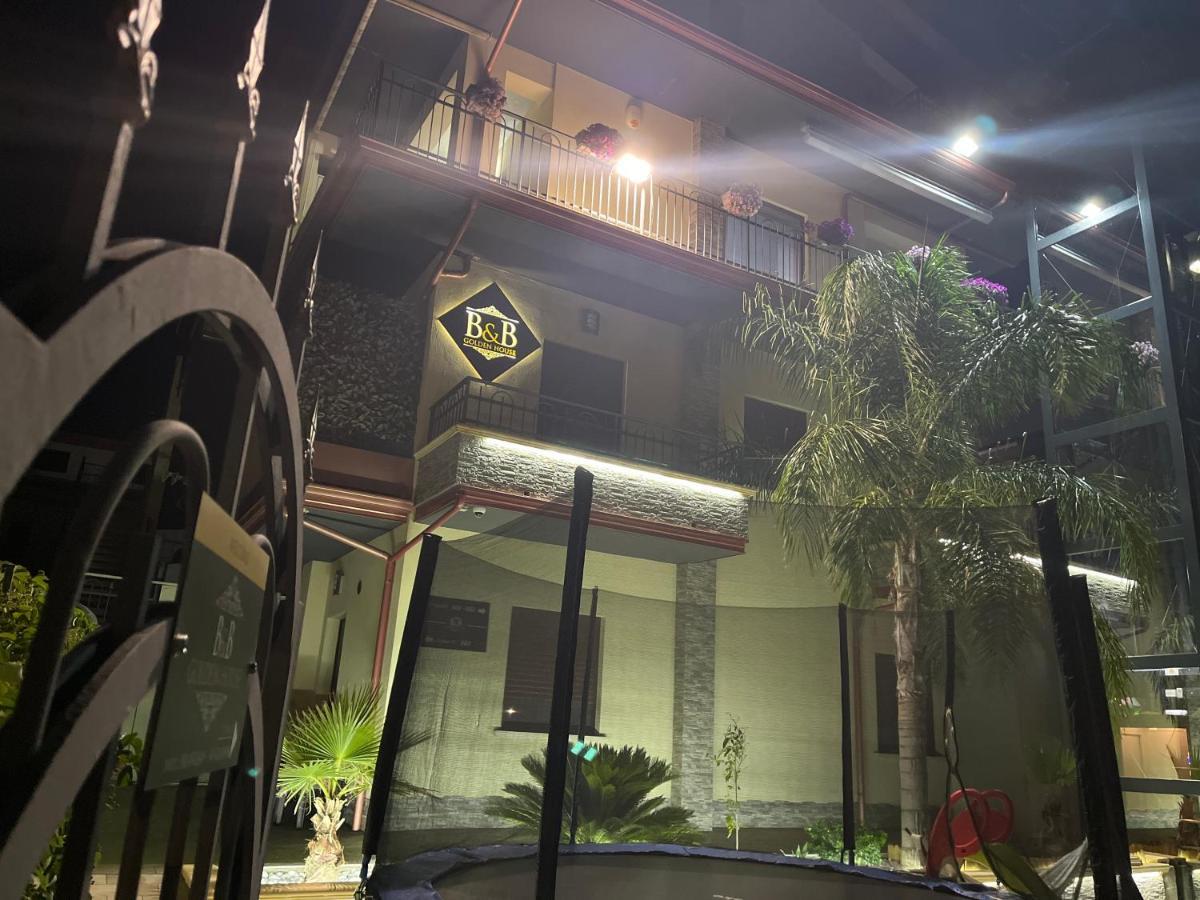B&B Golden House & Spa Rose Ngoại thất bức ảnh